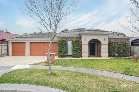 Property photo of 7 Fanfare Close Berwick VIC 3806
