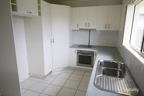 Property photo of 10 Yongala Avenue Eli Waters QLD 4655