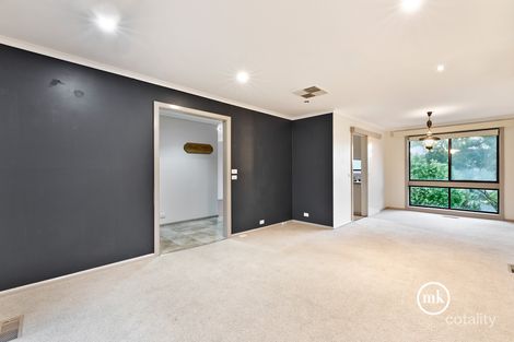 Property photo of 14 Terrigal Place Greensborough VIC 3088