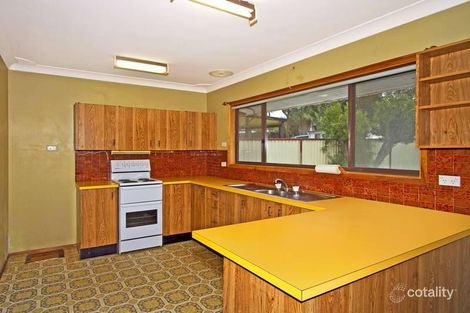 Property photo of 77 Cams Boulevard Summerland Point NSW 2259