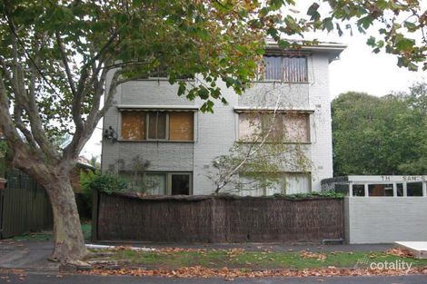 Property photo of 11/17 Tiuna Grove Elwood VIC 3184
