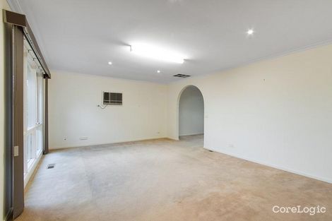 Property photo of 10 Cheviot Road Keysborough VIC 3173