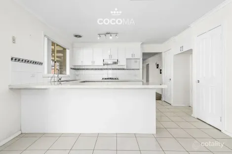 Property photo of 1 Harrison Court Carrum Downs VIC 3201