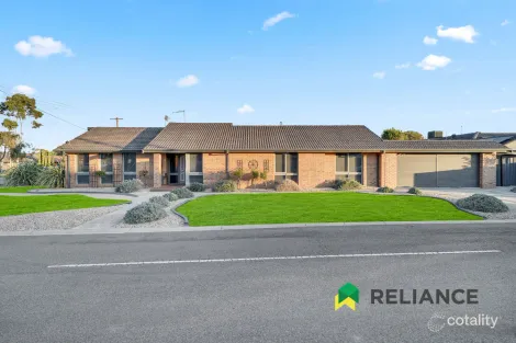 Property photo of 241 Morris Road Hoppers Crossing VIC 3029