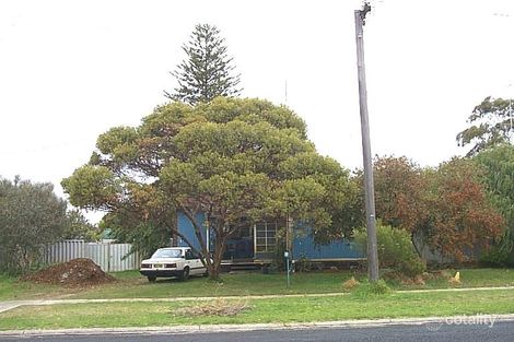 11 Winton St, Carey Park, WA 6230