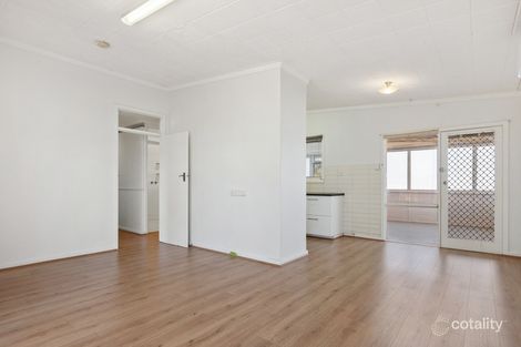 Property photo of 9 Maydwell Way Calista WA 6167
