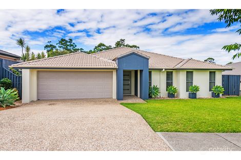 3 Bowley St, Pacific Pines, QLD 4211