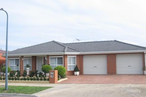 Property photo of 23 Pinewood Crescent Cairnlea VIC 3023