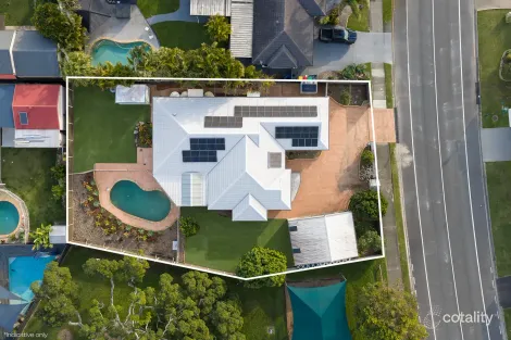 Property photo of 61 Monterey Keys Drive Helensvale QLD 4212