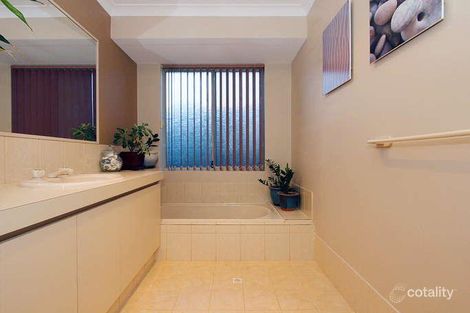 18 Richon Hts, Mount Richon, WA 6112