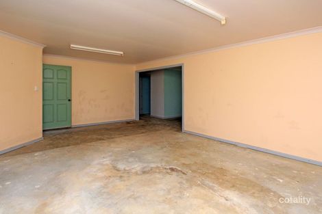 8 Ward St, Jurien Bay, WA 6516