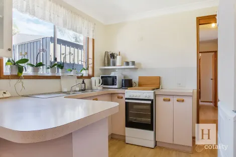 Property photo of 2/295 Main Road Toukley NSW 2263