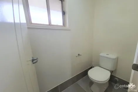 Property photo of 42 Hasemann Crescent Upper Coomera QLD 4209