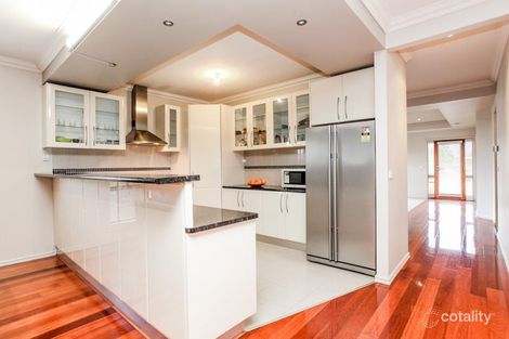 Property photo of 17 Merrigum Crescent Caroline Springs VIC 3023