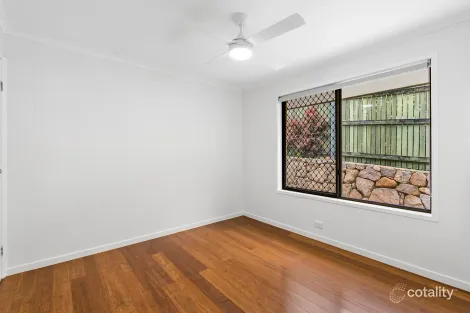 Property photo of 19 Ustinov Crescent McDowall QLD 4053