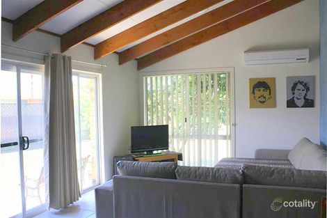 Property photo of 8 Melaleuca Drive Yamba NSW 2464