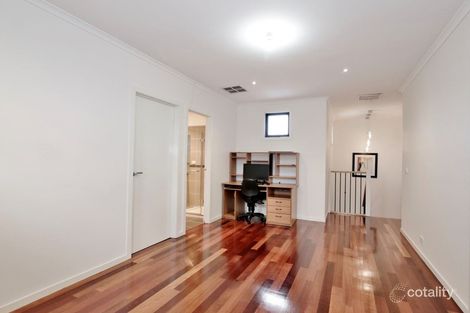 Property photo of 19 Moncur Avenue Springvale VIC 3171