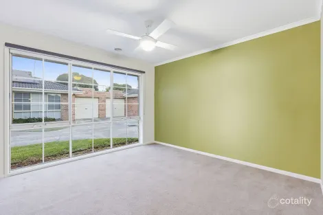 Property photo of 10/49 Oberon Drive Carrum Downs VIC 3201