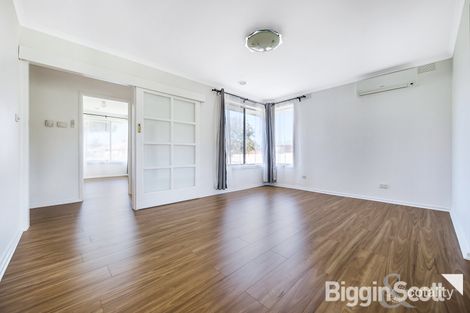Property photo of 4 Lawrence Crescent Noble Park North VIC 3174