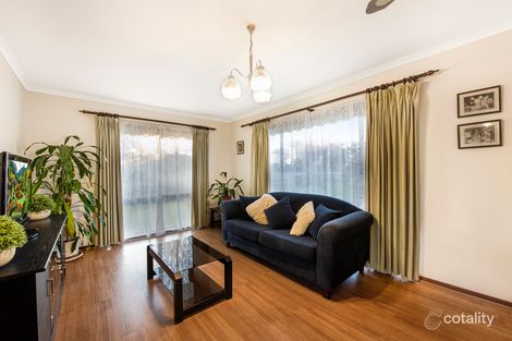 4/2 Tania Ct, Pakenham, VIC 3810