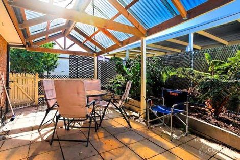 Property photo of 17 Feldspar Court Narre Warren VIC 3805