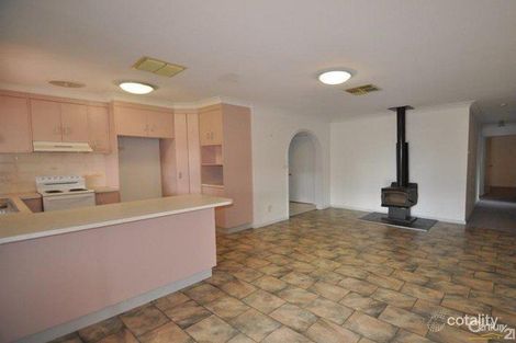 Property photo of 44 Jack William Drive Dubbo NSW 2830