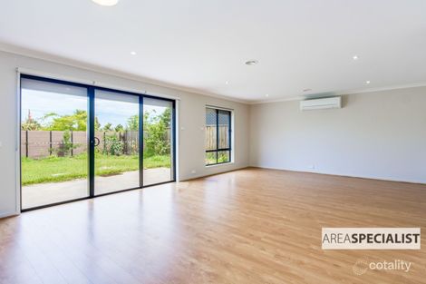 Property photo of 10 Labassa Court Keysborough VIC 3173