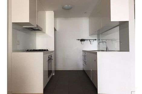 Property photo of 401/40 Shoreline Drive Rhodes NSW 2138