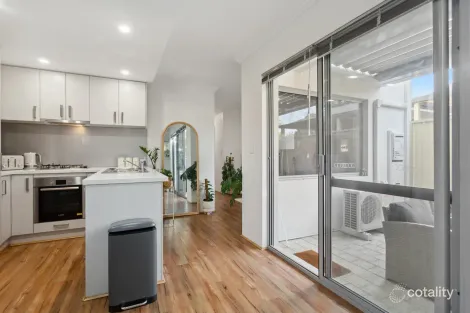 1/21 Third Ave, Bassendean, WA 6054