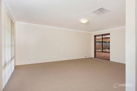 Property photo of 15 Earnshaw Loop Leeming WA 6149