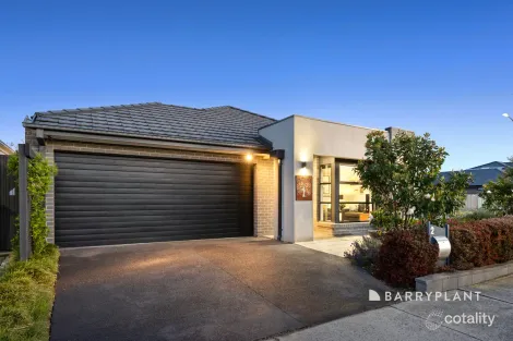 Property photo of 2 Bruin Street Clyde North VIC 3978