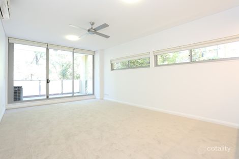 Property photo of 203/2 Duntroon Avenue St Leonards NSW 2065