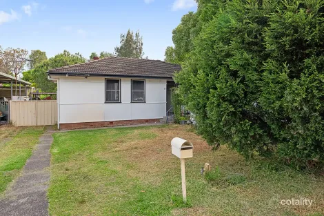 Property photo of 30 Cassia Crescent Gateshead NSW 2290