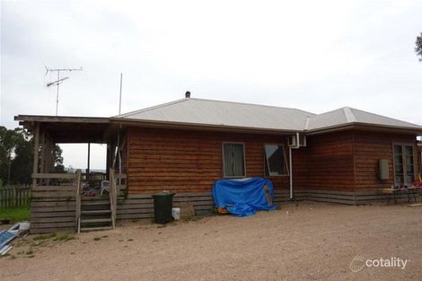 Property photo of 28 Giles Street Wiseleigh VIC 3885