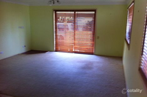 Property photo of 38 Yeovil Drive Bomaderry NSW 2541