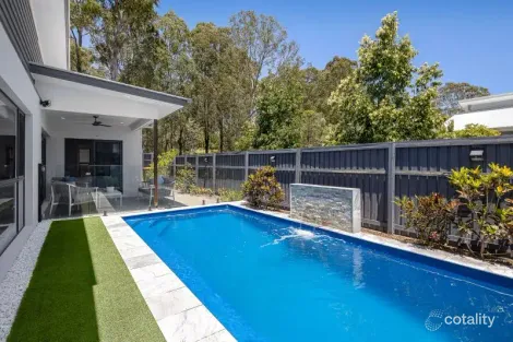 12 Eren Ct, Bridgeman Downs, QLD 4035