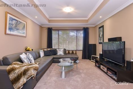 Property photo of 32 Duffield Avenue Beaconsfield WA 6162