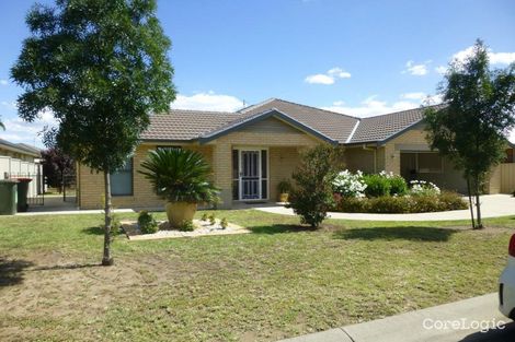 Property photo of 4 Ivory Place Hillvue NSW 2340