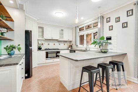 Property photo of 1 Lewiston Grove Greenvale VIC 3059