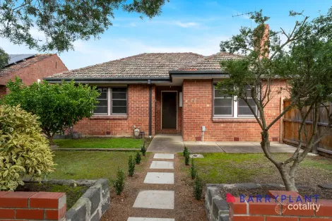 9 Taylor Ave, Reservoir, VIC 3073