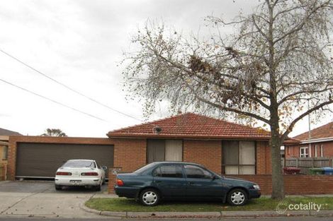 2/18 Robert St, Dandenong, VIC 3175