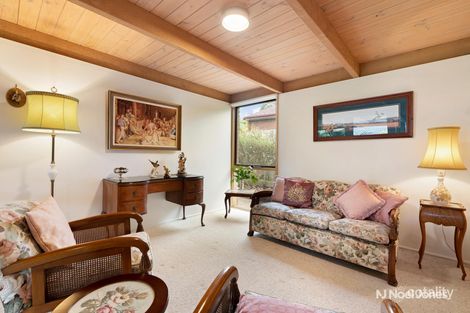 Property photo of 85 Mowbray Drive Wantirna South VIC 3152