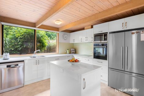 Property photo of 85 Mowbray Drive Wantirna South VIC 3152