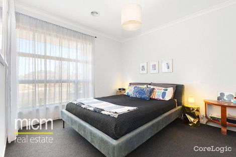 Property photo of 10 Battery Road Point Cook VIC 3030