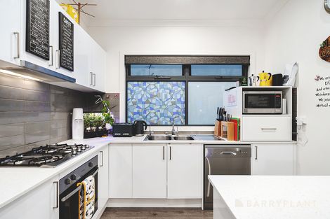 Property photo of 4 Erdogan Place Lilydale VIC 3140