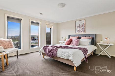 Property photo of 6 Susan Place Harkness VIC 3337