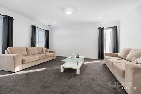 Property photo of 20 Long Forest Avenue Harkness VIC 3337