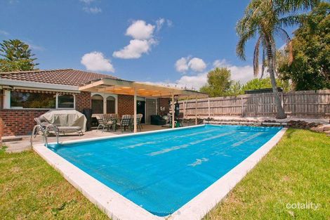 Property photo of 41 Wynden Drive Frankston VIC 3199
