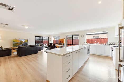 Property photo of 11 Westlock Road Mickleham VIC 3064
