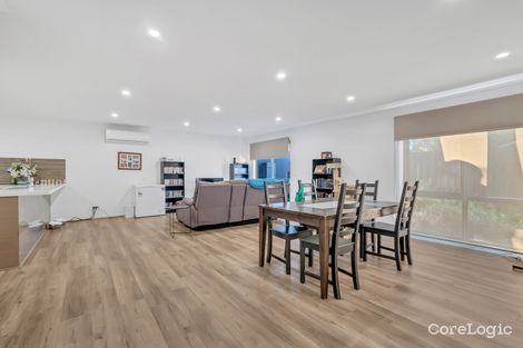 Property photo of 2/10 Pearson Place Melton South VIC 3338